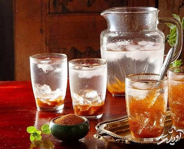 شربت خاکشیر با گلاب خاکشیر